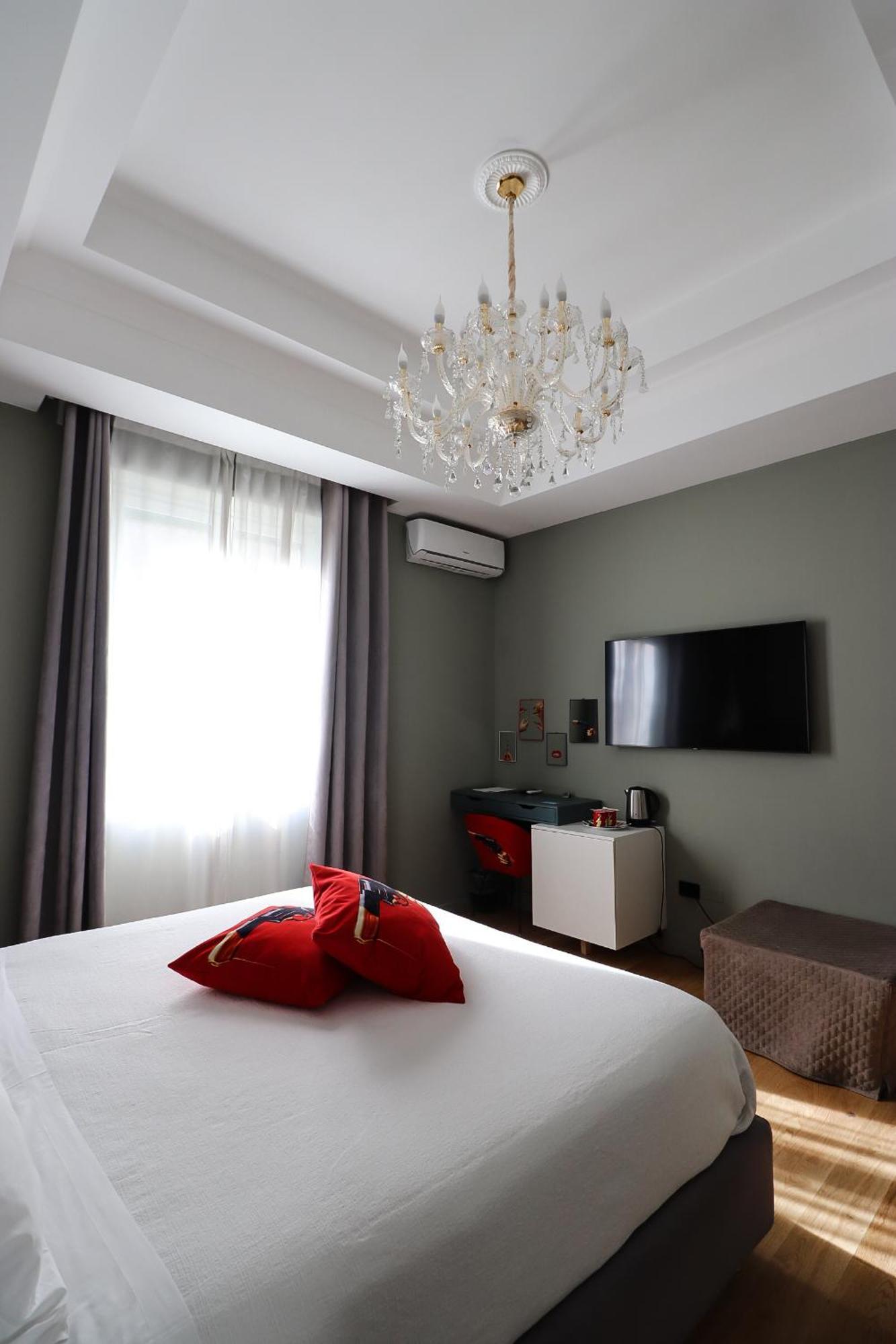 Aron Only Suites Bed And Breakfast Pescara Ngoại thất bức ảnh